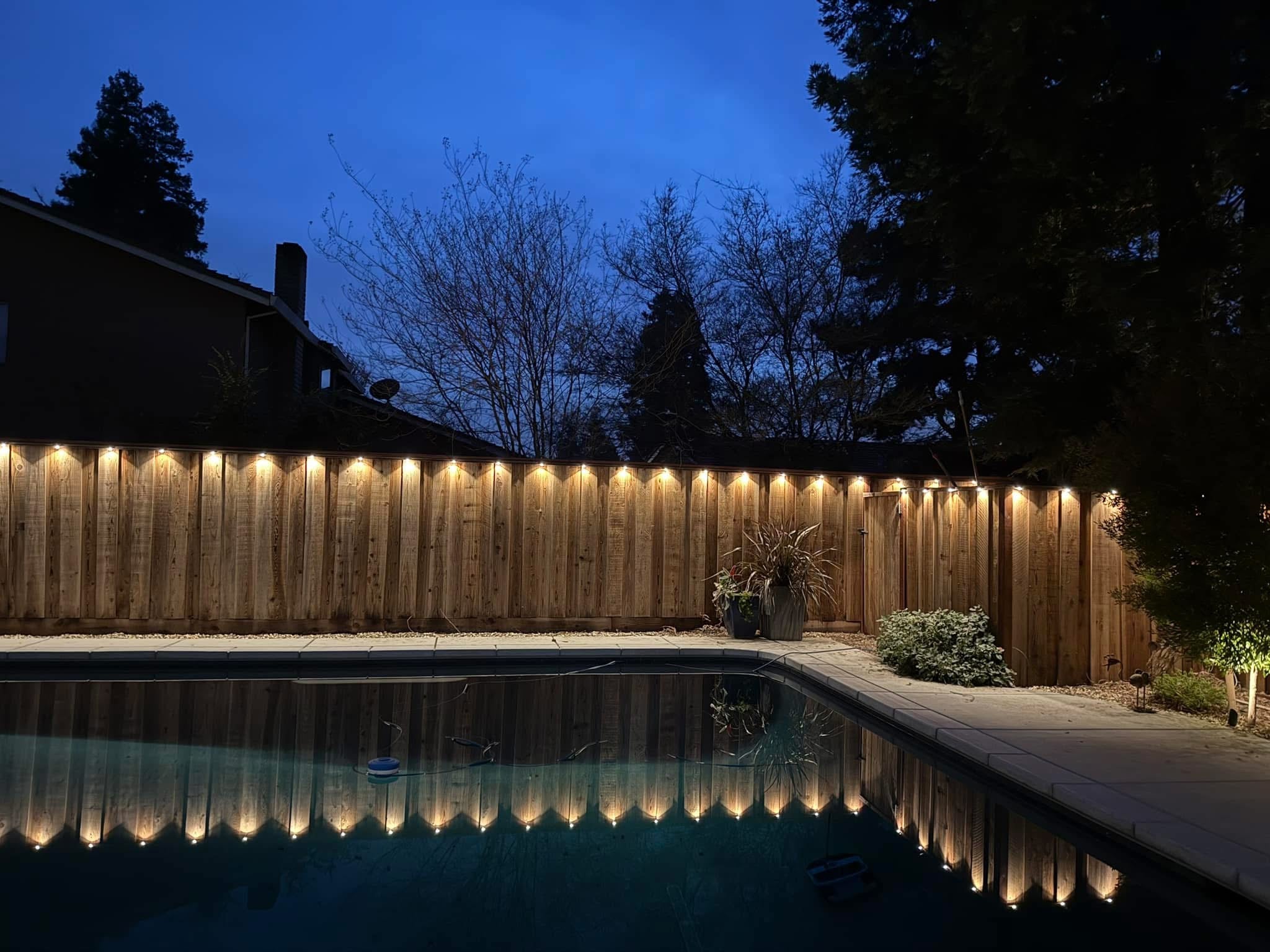 Permanent Outdoor LED 90 DEGREE Mount for PRO